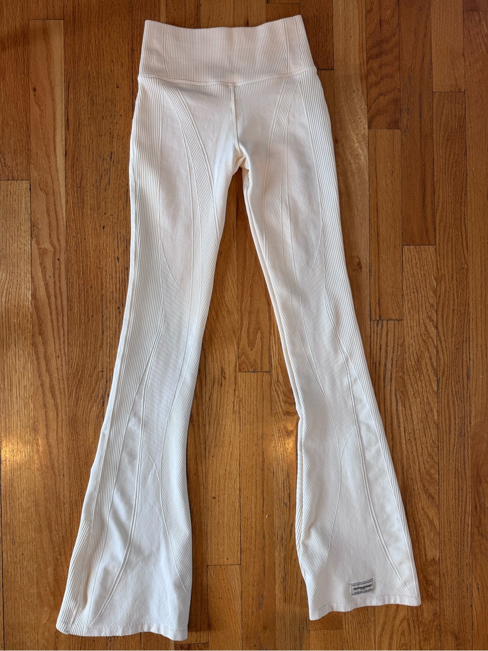 The Giving Movement High Waisted Flare Yoga Pants Cream Women’s S Casual Travel